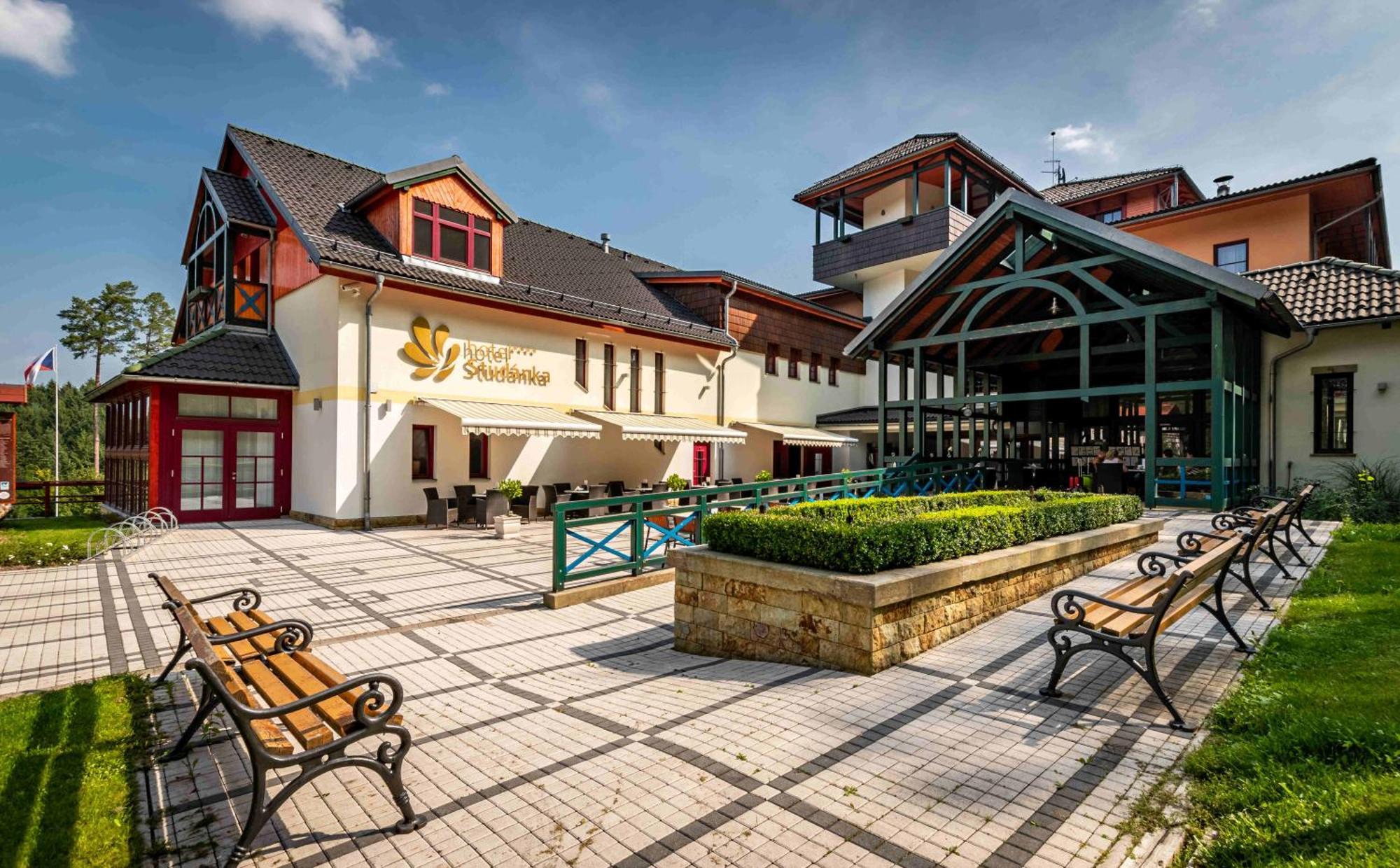 Hotel Studanka Rychnov nad Kneznou Exterior foto